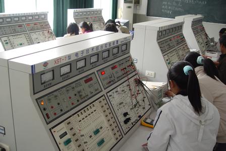 贵阳新城职业学校的教学设施怎么样?