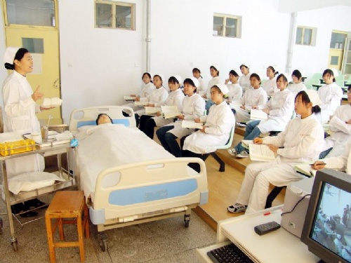 贵阳市卫生学校为什么能够保障学生就业?