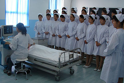 贵阳卫生学校毕业后高级护理专业的就业前景如何