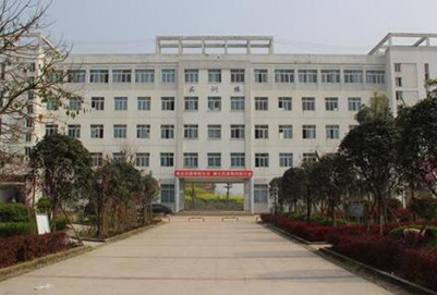 初中生毕业后能读什么学校?