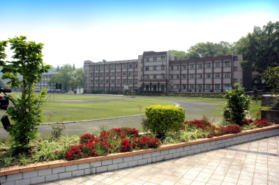 重庆江北区地铁学校哪家专业?