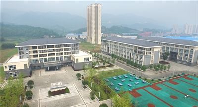 重庆江北区高铁学校该怎么选?