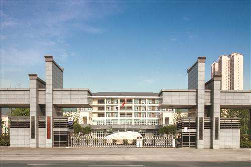 重庆江北区高铁学校有哪些?