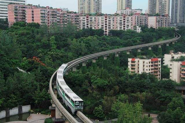 重庆轻轨学校去哪里学比较好?