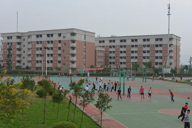 2019年成都航空旅游职业学校招生办联系电话